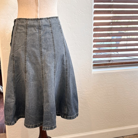 Michael Kors Pleated Denim Skirt - Picture 1 of 3